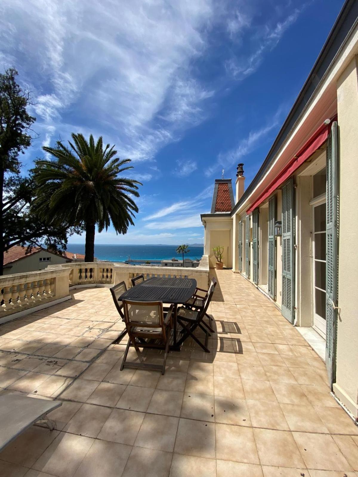 Magnifique D'époque Avec Vue 4 Personnes Avec Terrasse Le Port