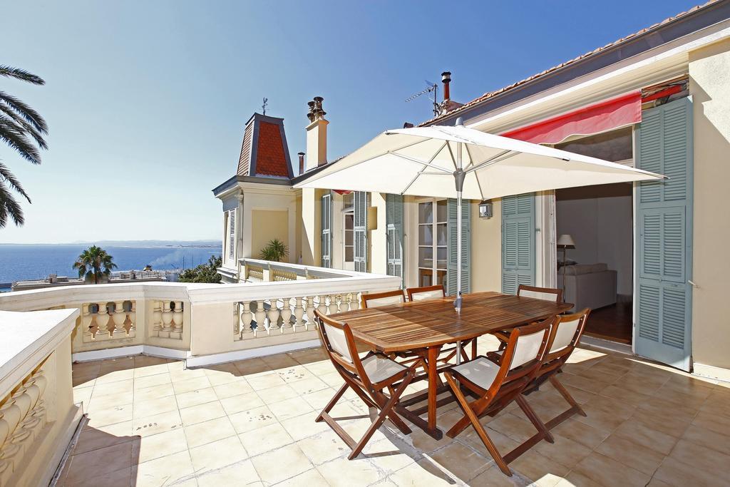 Apartment Palmeraie - Magnifique D'epoque Avec Vue 4 Personnes Avec Terrasse Le Port Nizza