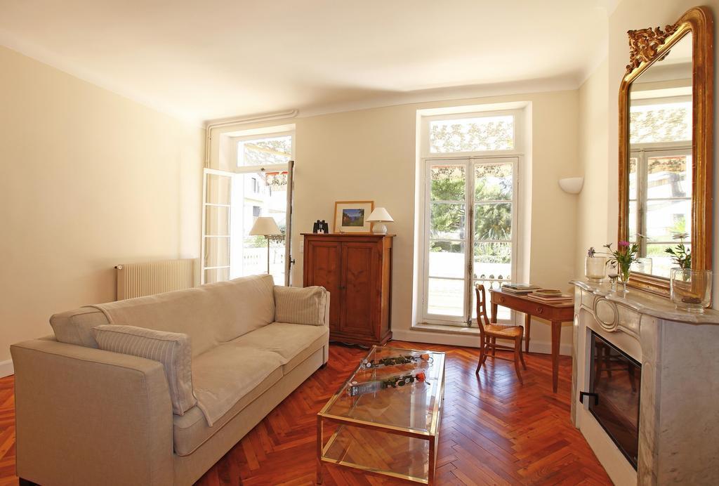 Palmeraie - Magnifique D'epoque Avec Vue 4 Personnes Avec Terrasse Le Port Apartment