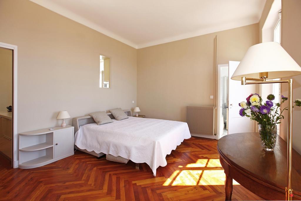 Palmeraie - Magnifique D'epoque Avec Vue 4 Personnes Avec Terrasse Le Port Apartment *